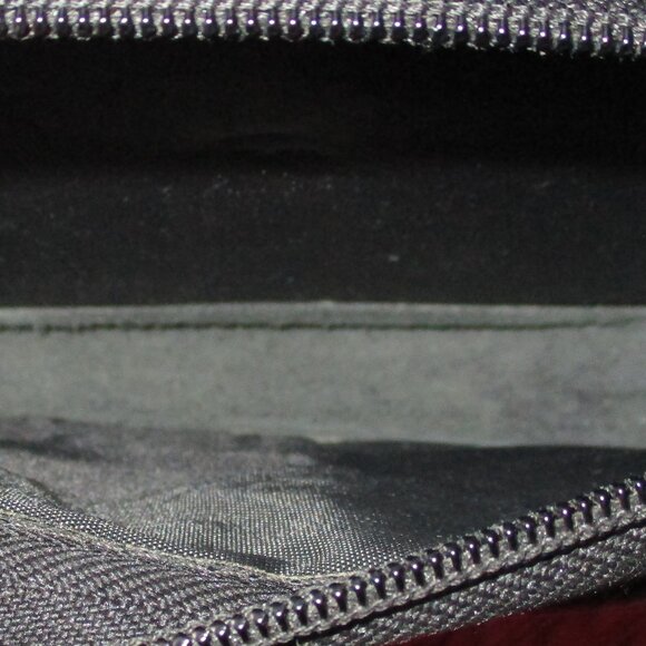 Franklin Covey Crossbody Organizer and Purse - Picture 6 of 13